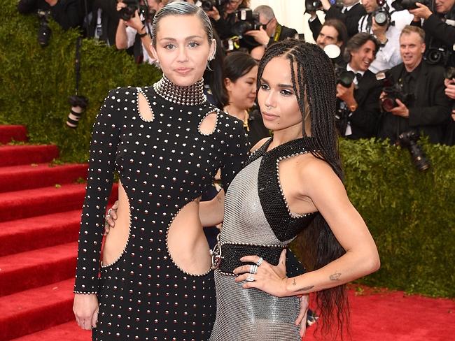 Ladies Grace the red carpet at 2015 MET Ball (Photos)