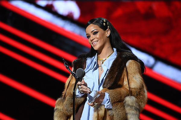 Rihanna Honored With Rock Star Award At ‘Black Girls Rock!’