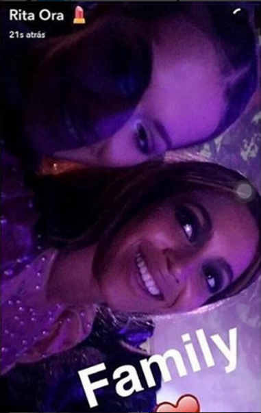 Rita Ora Proves She’s Not ‘Becky With The Good Hair’ As She Takes A Selfie With Beyonce