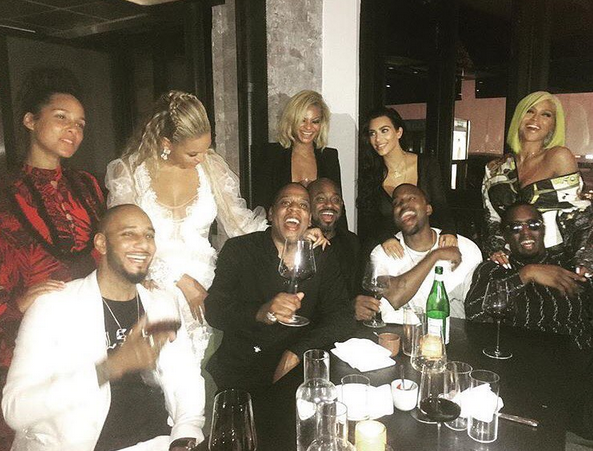 Beyonce, Jay Z, Kanye, Kim Kardashian, Diddy, Cassie, Alicia Keys & Swizz Beatz Dine Together (Photos)