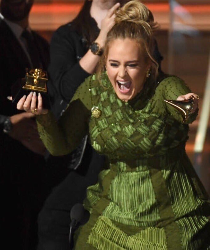 Grammys 2017: Adele Breaks Her Album Of The Year Award In Half to Honor Beyoncé